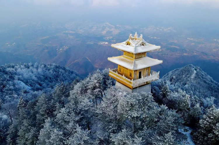 天姥山