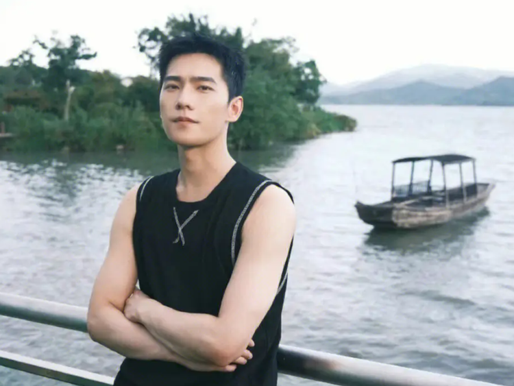 杨洋