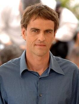 妈妈在理发店Maman est chez le coiffeur