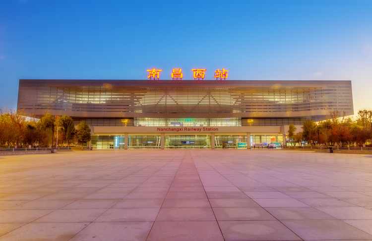 南昌西站