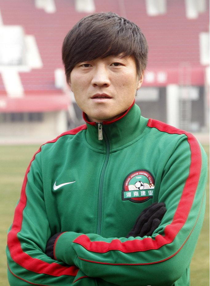 赵鹏(中国足球运动员)_百科资料_新农商网