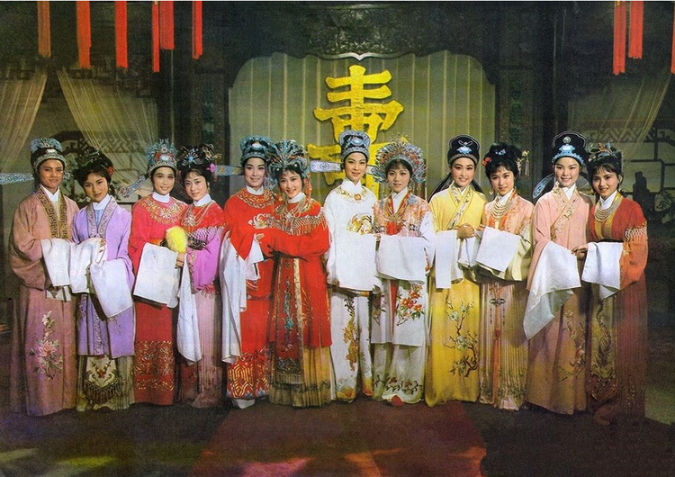 五女拜寿