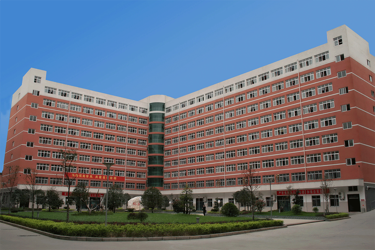 湖北汽车工业学院