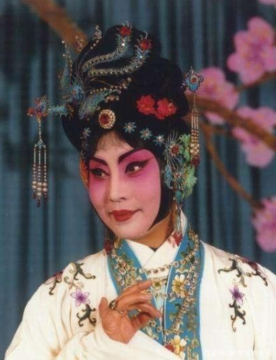 齐淑芳