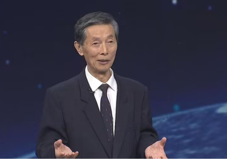 陈立泉