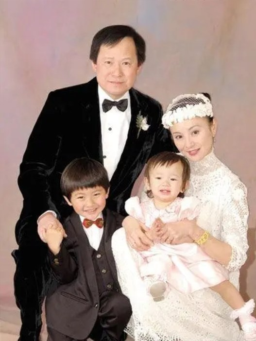 李赛凤