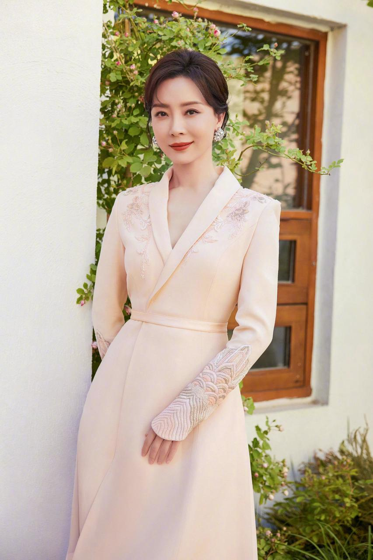 淑女的品格