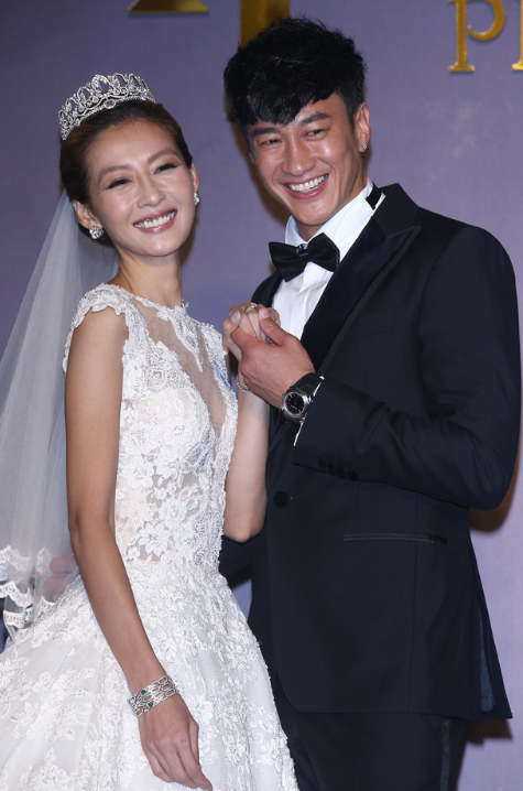 何润东与林静仪结婚照.png