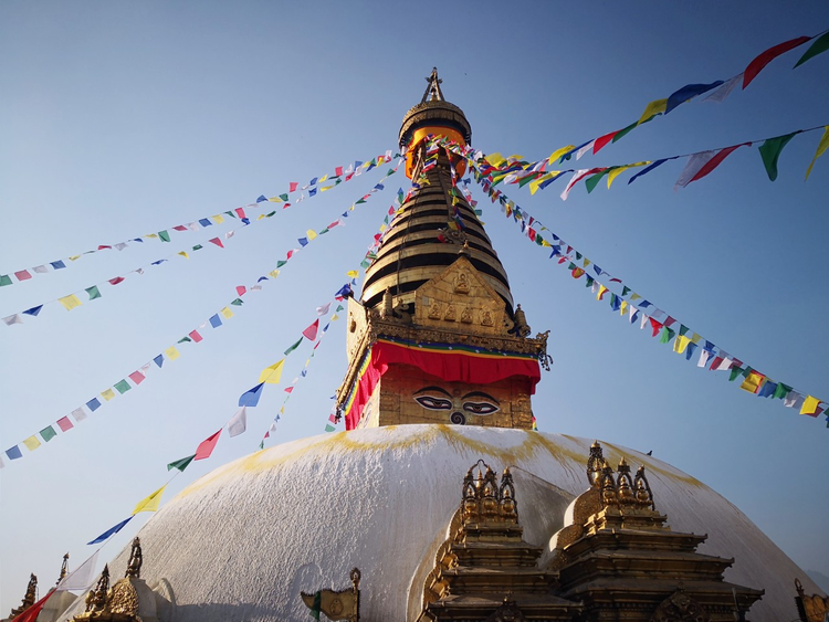 尼泊尔，加德满都，斯瓦扬布纳寺(Swayambhunath)，俗称猴庙，标志性佛塔。