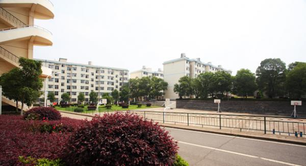 湖南科技职业学院.jpeg