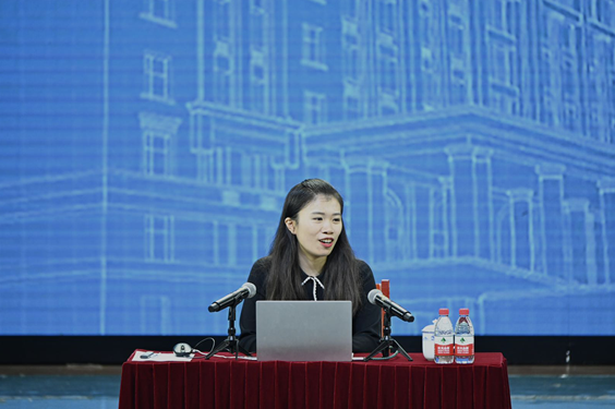 刘明侦