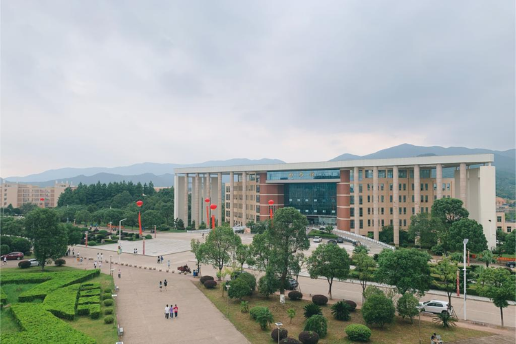 江西应用工程职业学院.jpeg