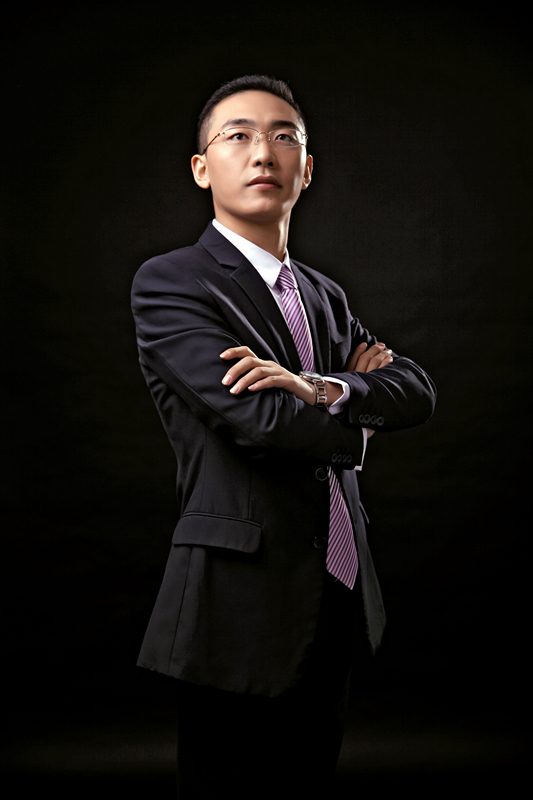 李建国
