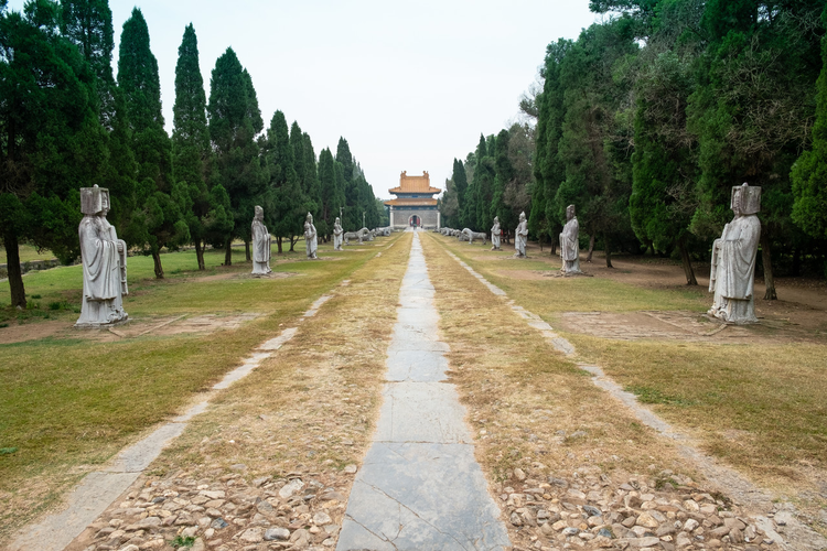 明显陵