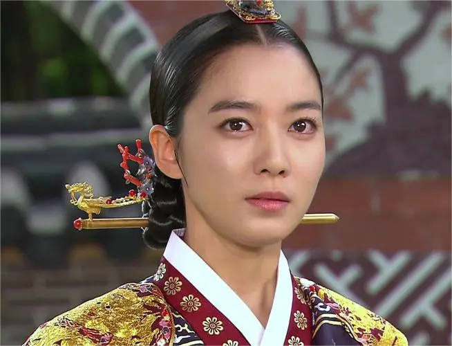 李素妍