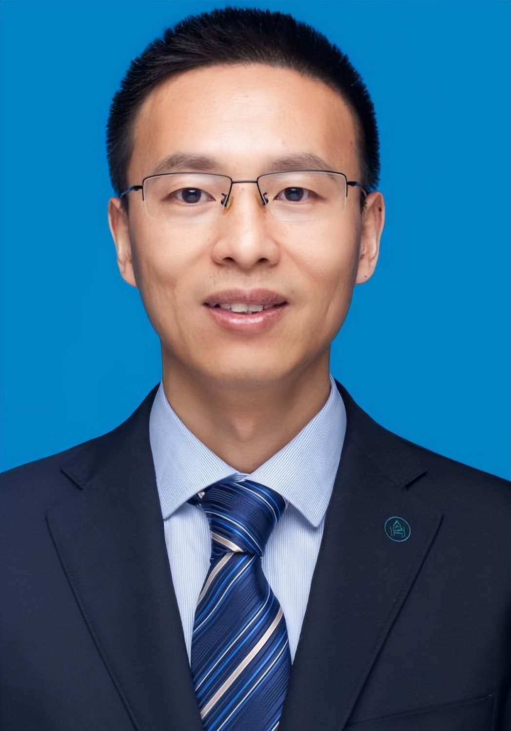 杨军