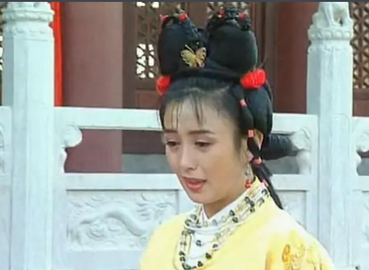 杨童舒