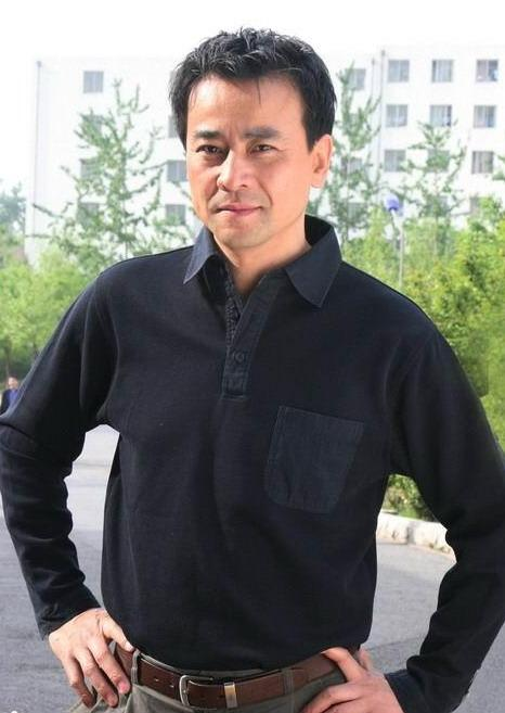 傅淼