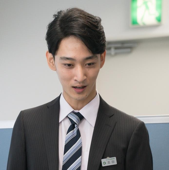派遣女公关彩华