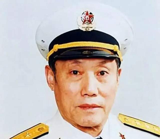 雷保森