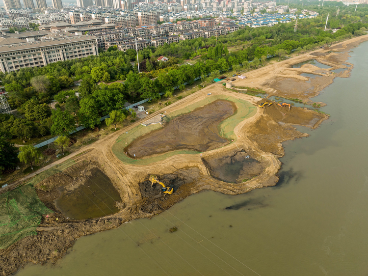 江苏淮安：废黄河水土保持整治造福于民