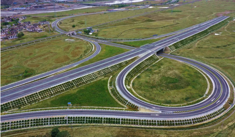 公路建设.png