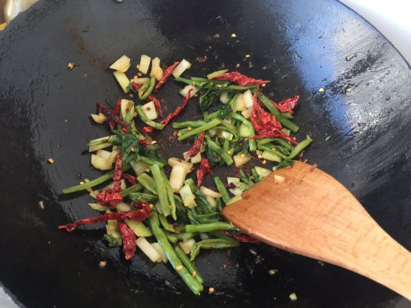 干煸土豆条