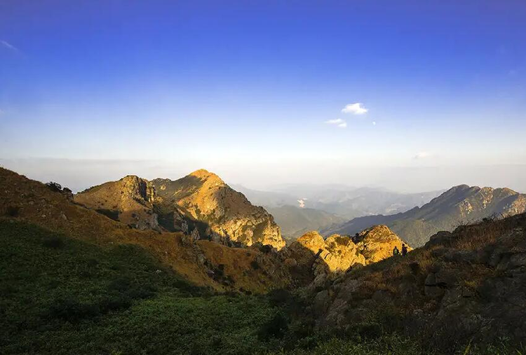 万仙山