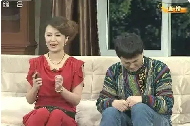 马丽.png