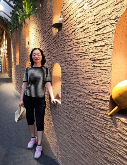 杨青
