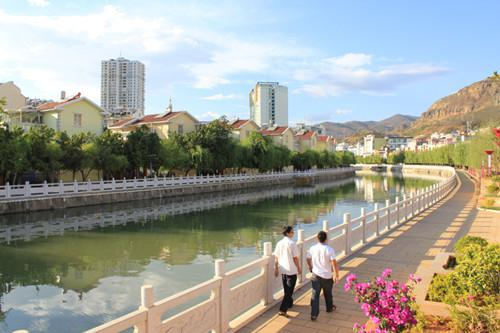 华坪县