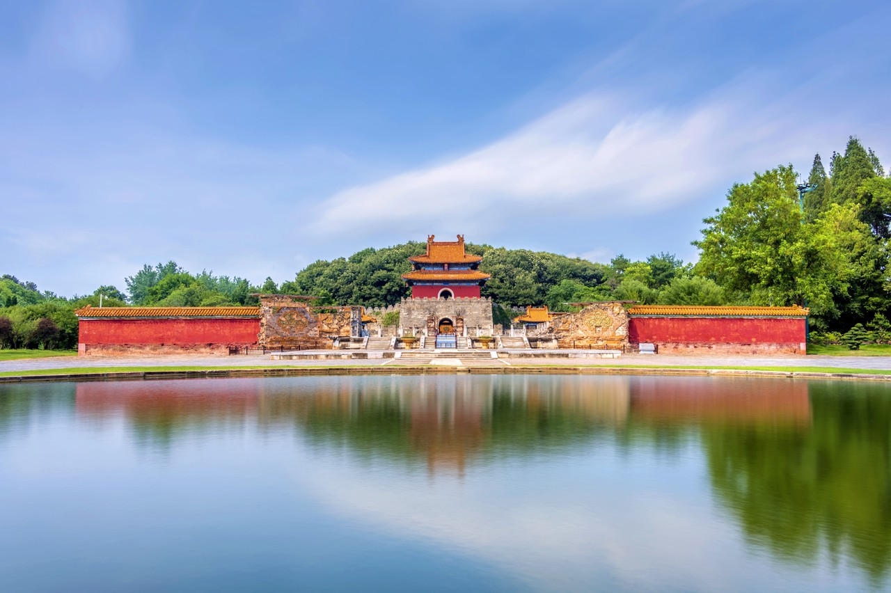 明显陵