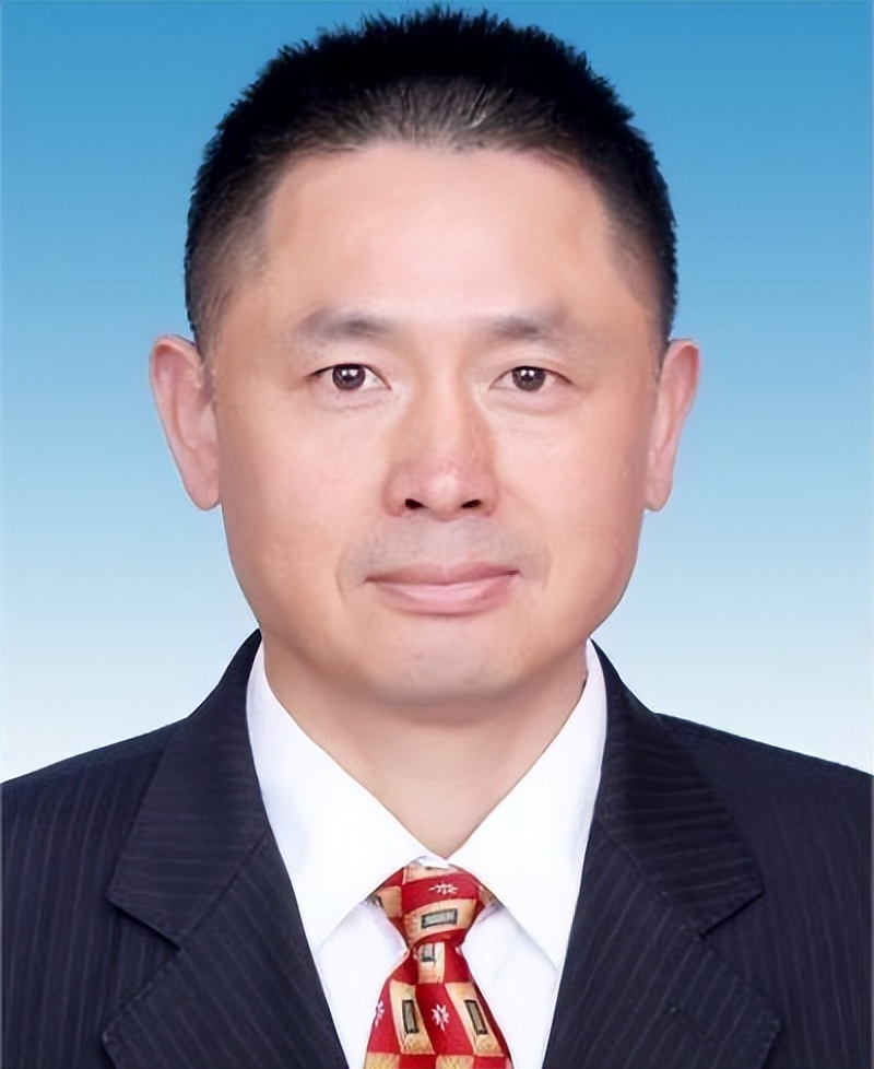 胡伟