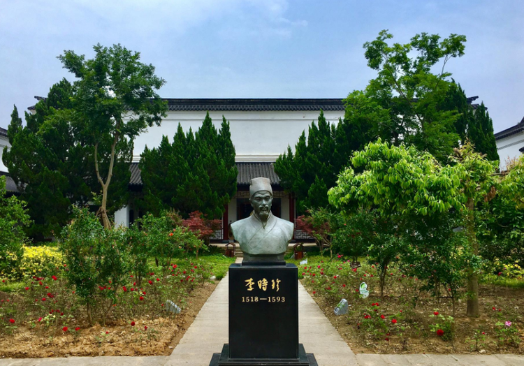 蕲春县