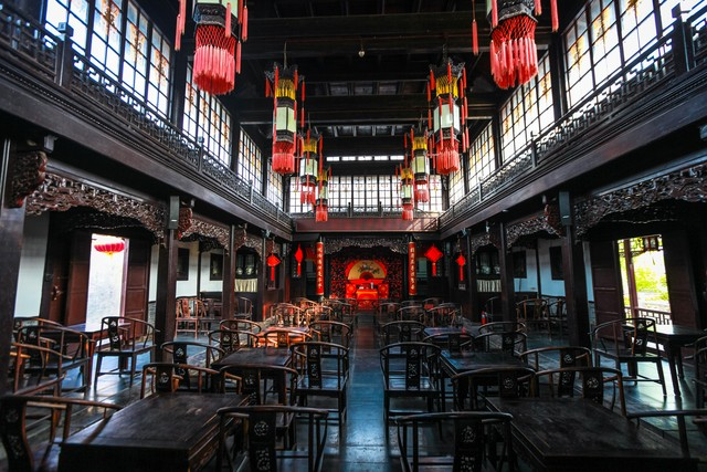 天津京杭大运河畔，杨柳青石家大院，院落层层叠叠.jpeg