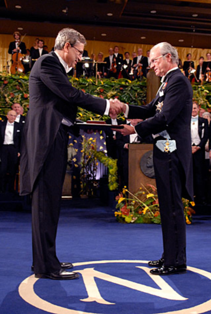 费利特·奥尔罕·帕慕克