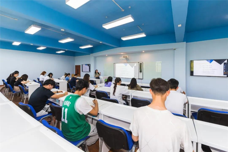 大数据管理与应用