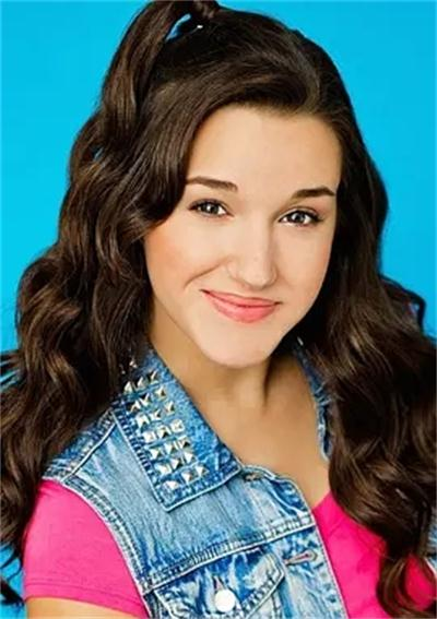 玛丽莎·达维拉