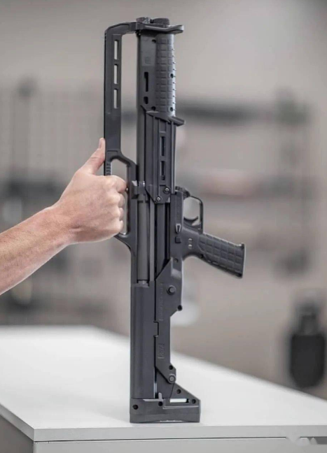Kel-Tec KSG霰弹枪