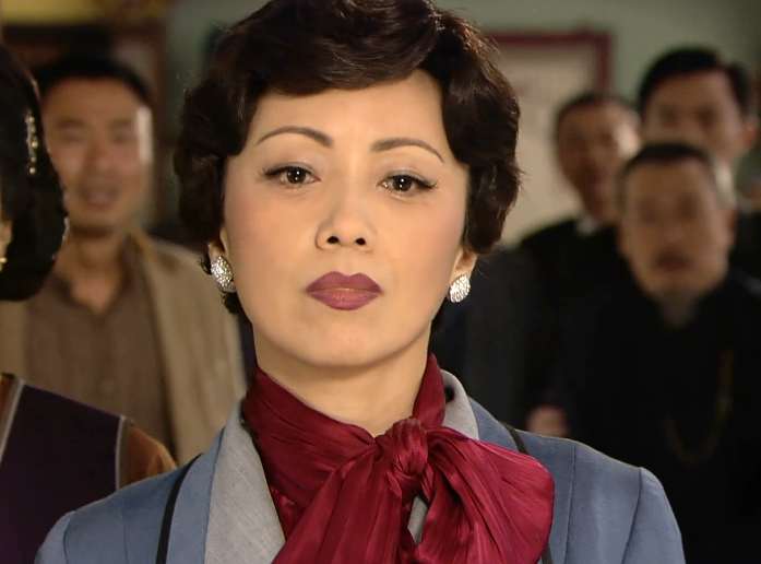 巾帼枭雄之义海豪情