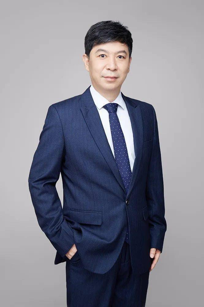 何明