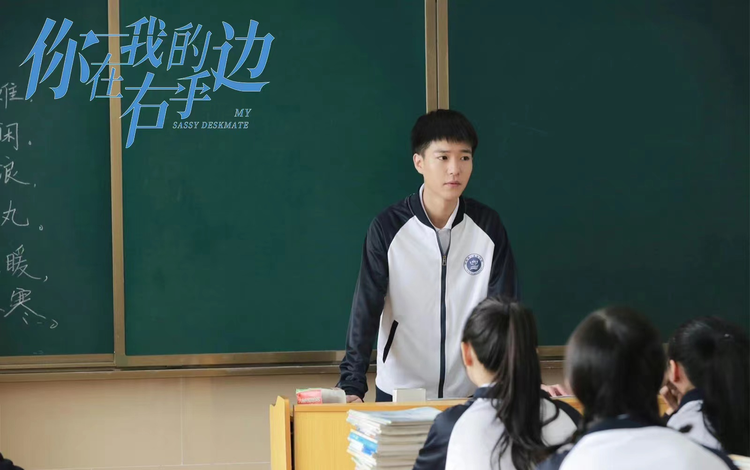 燕颢元