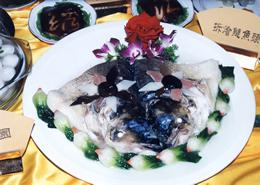 拆烩鲢鱼头
