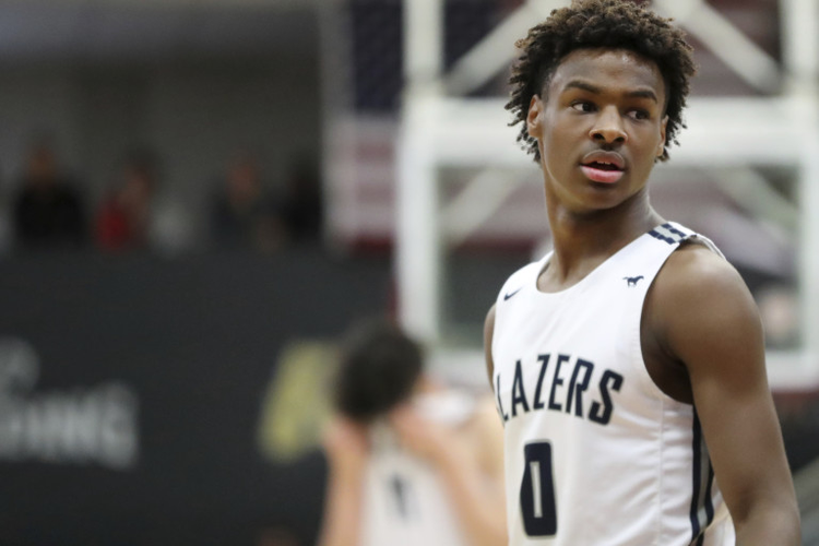 布朗尼·詹姆斯