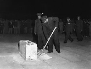 人民英雄纪念碑