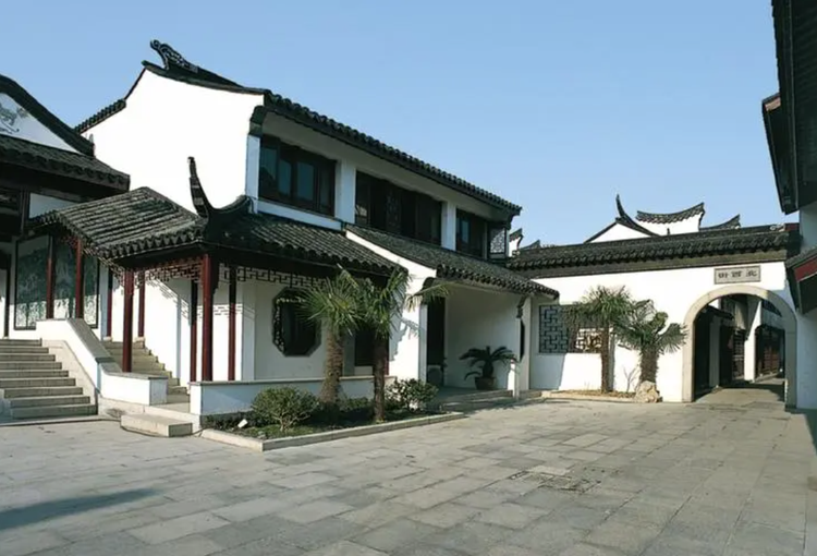 纪念馆2.png