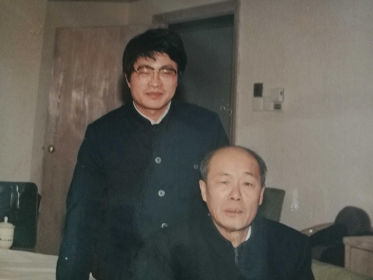 王铮
