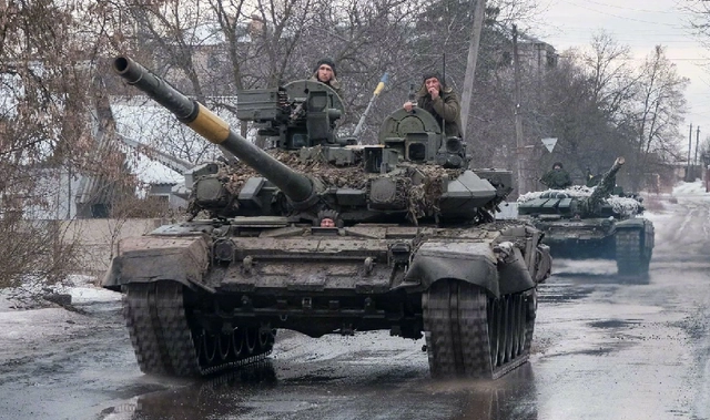 T-90主战坦克