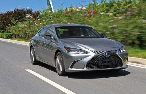 雷克萨斯 ES200