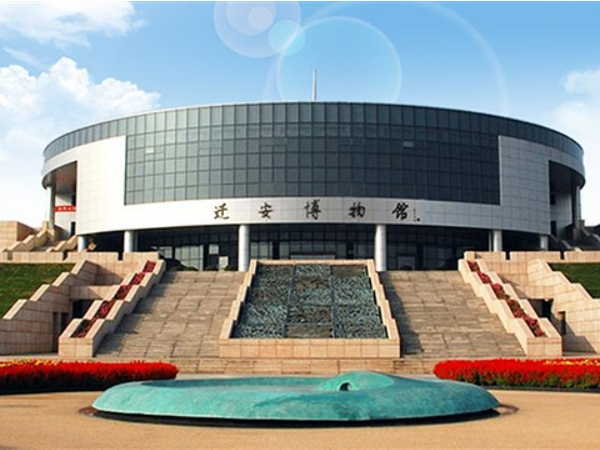 迁安市